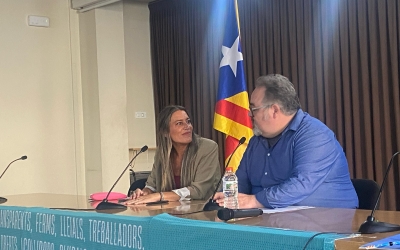 Míriam Nogueras i Francesc Baró durant la xerrada